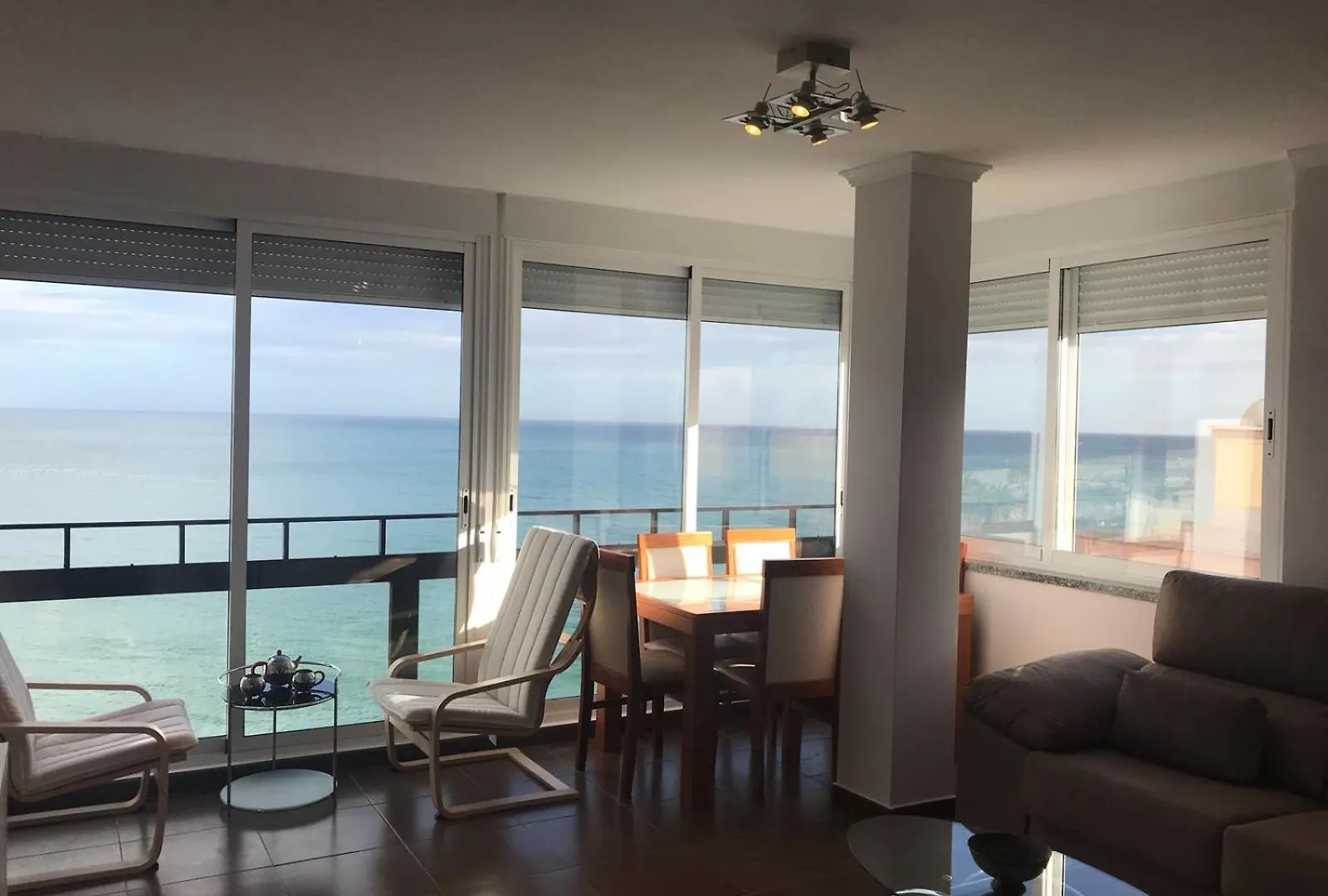 Stunning Views To The Sea / City Center Fuengirola Appartamento